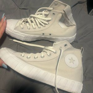 CONVERSE tan & white high top